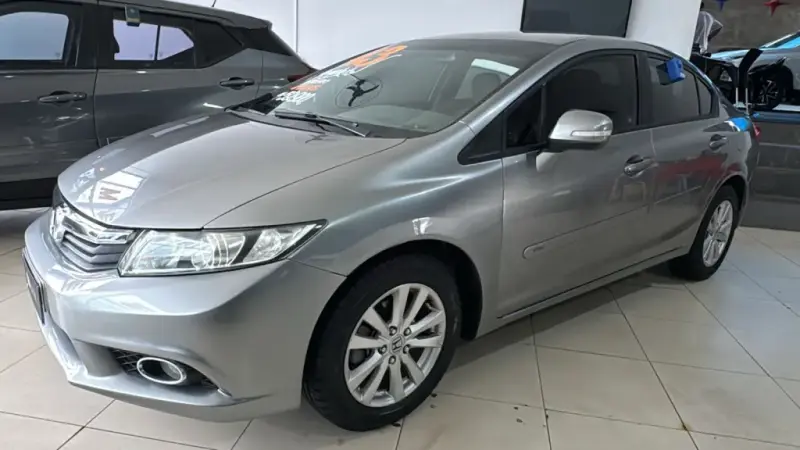 Civic - Foto