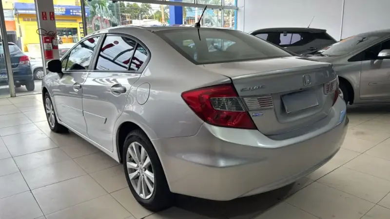 Civic - Foto