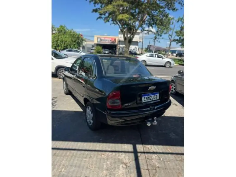 Corsa Sedan - Foto