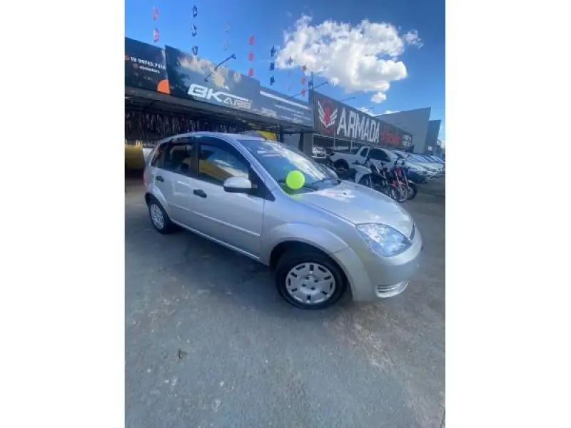 Fiesta Hatch - Foto
