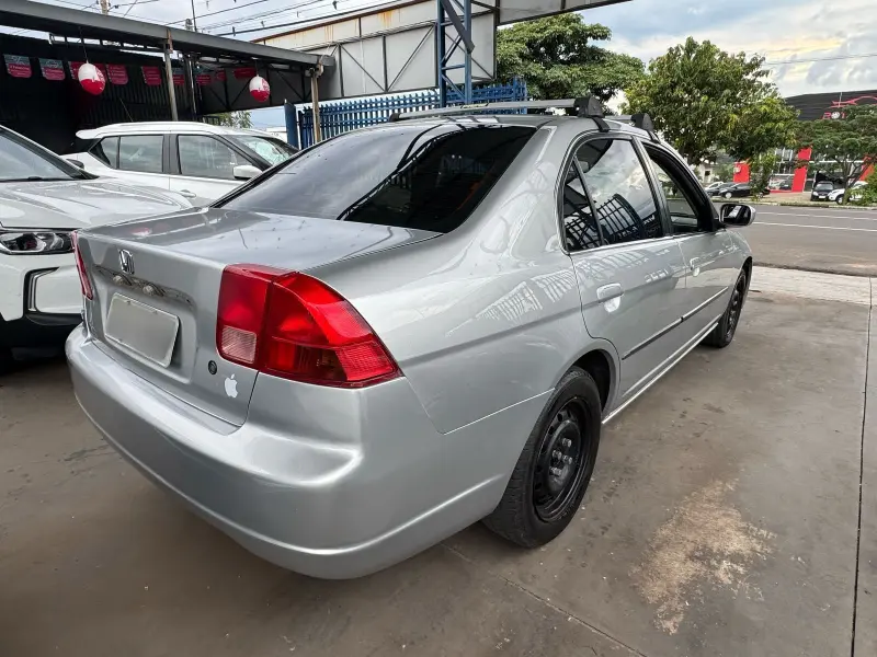Civic - Foto