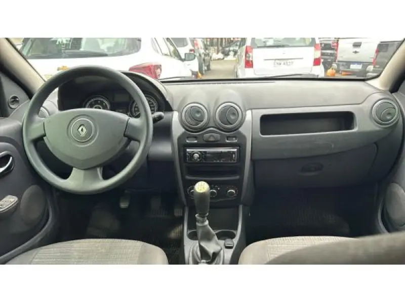 Sandero - Foto