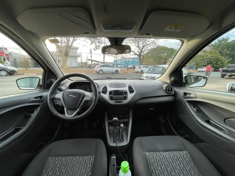 Ka + Sedan - Foto