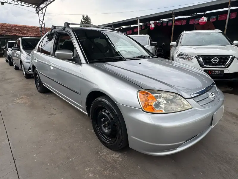 Civic - Foto