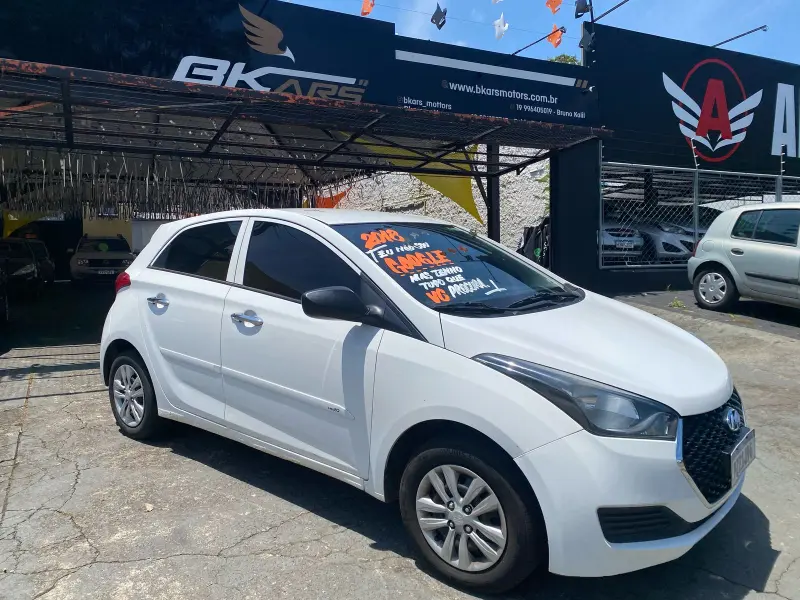HB 20 Hatch - Foto