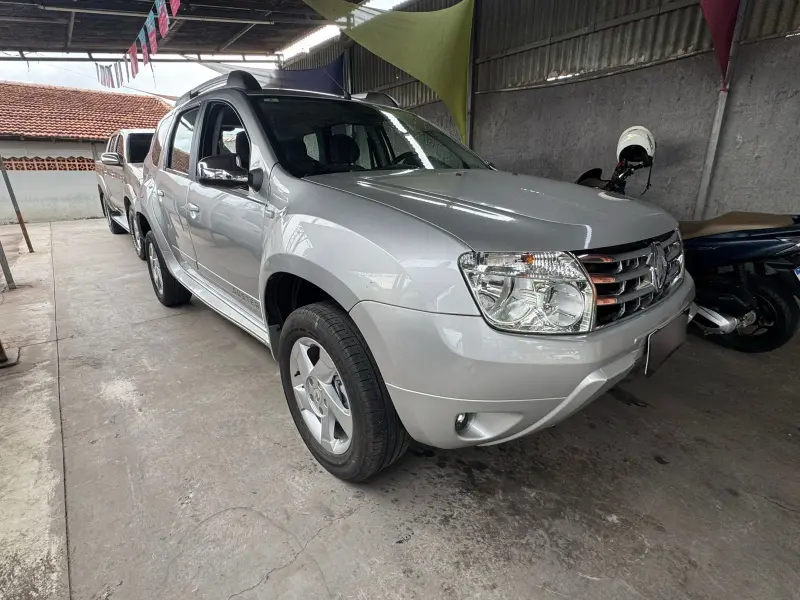 Duster - Foto