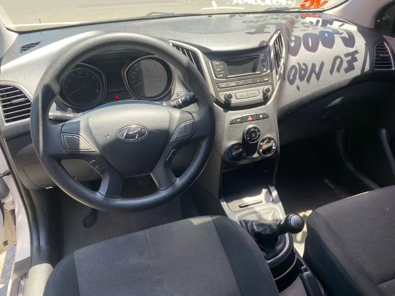 HB 20 Hatch - Foto
