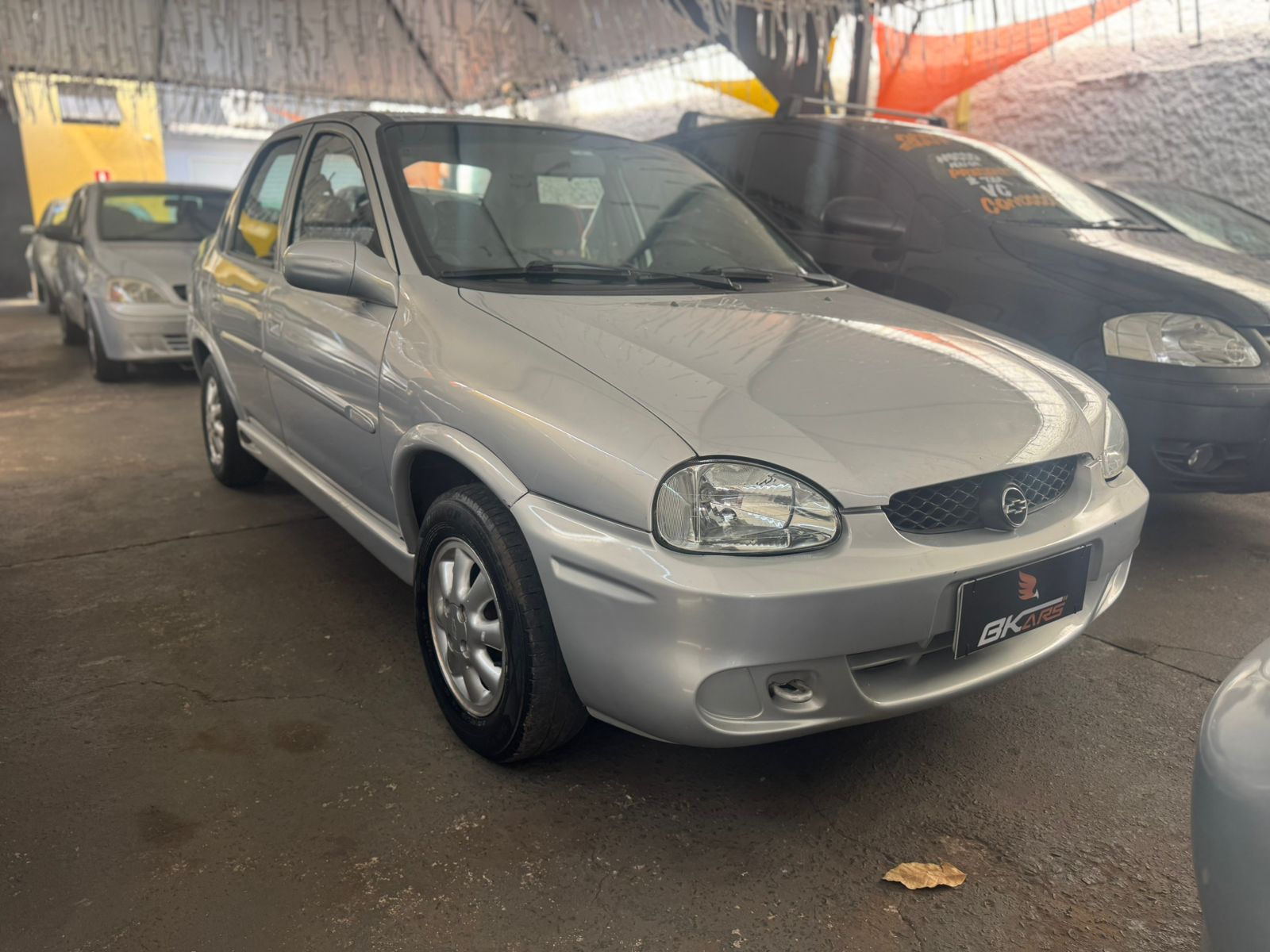 Corsa Sedan - Foto