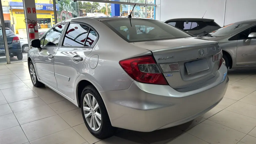 Civic - Foto