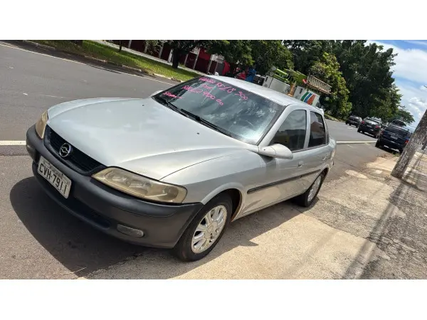Vectra Sedan - Foto