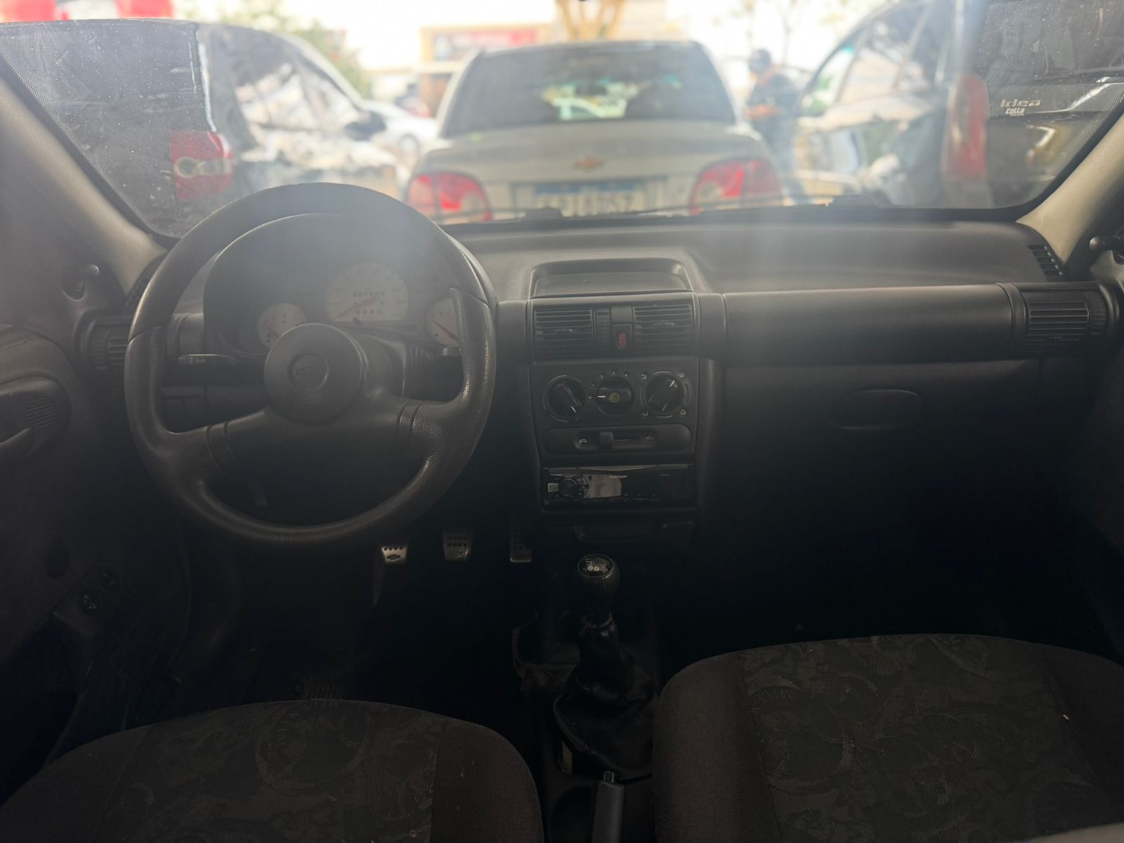 Corsa Sedan - Foto