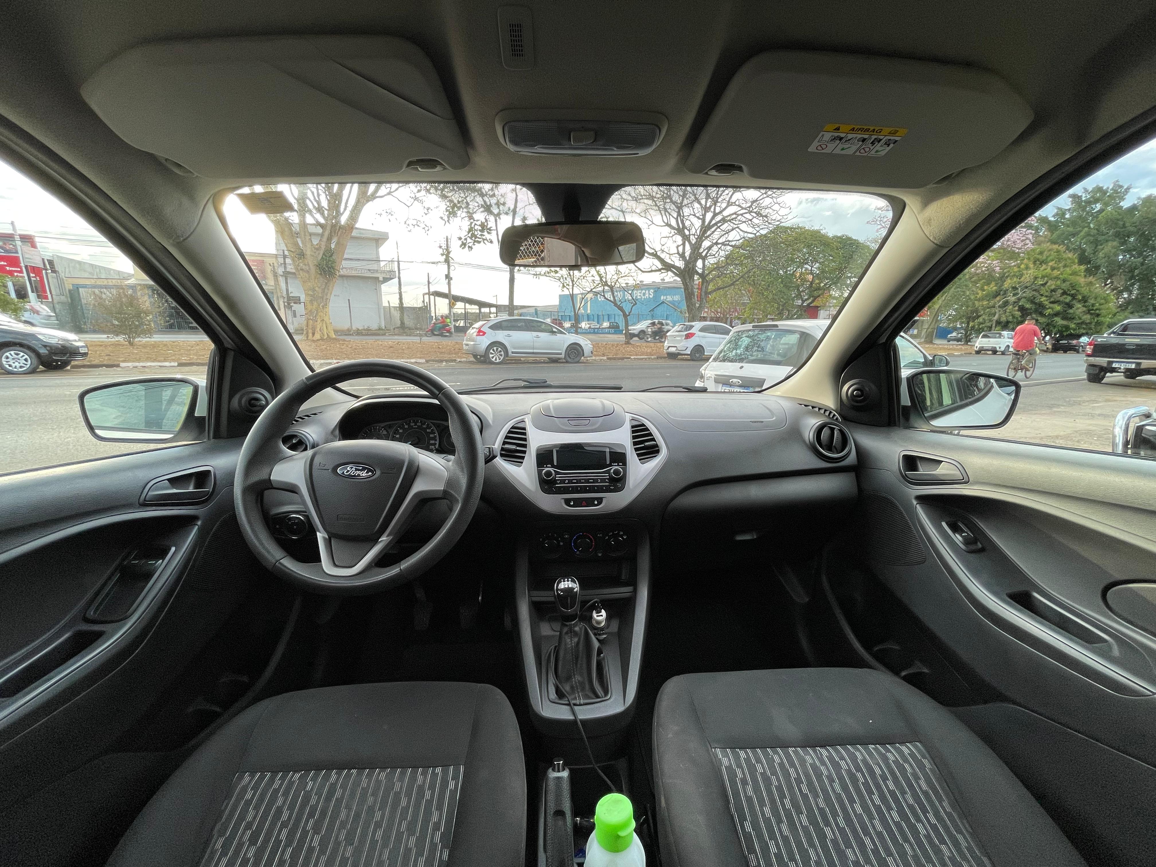 Ka + Sedan - Foto