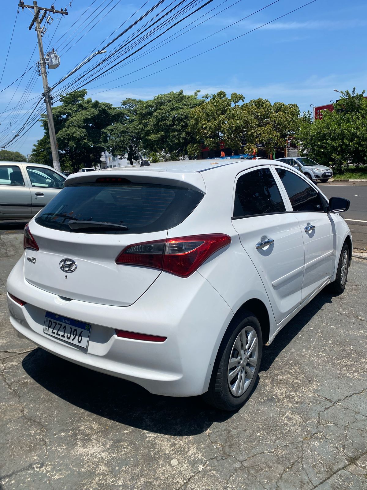 HB 20 Hatch - Foto